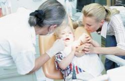 nguyen nhan cach khac phuc rang tre nga mau 01