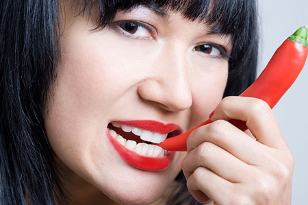 nguyen nhan nhiet mieng mua nong